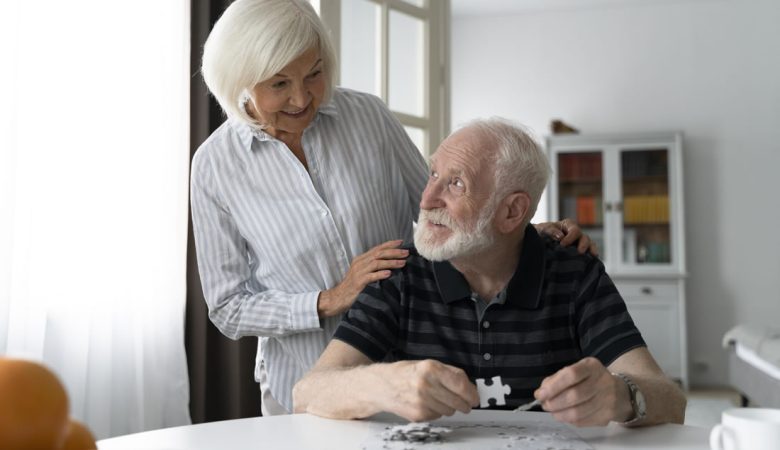 Doença de Alzheimer e outros transtornos cognitivos